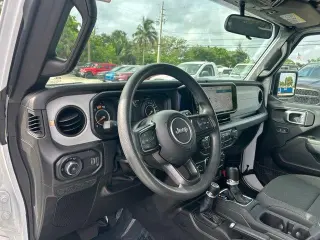 Jeep Wrangler 2026 4x4 Willys 4puertas SUV