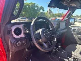 Jeep Wrangler 2024 4x4 Sport 4dr SUV