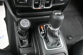 Jeep Wrangler 2026 4x4 Sahara 4p SUV