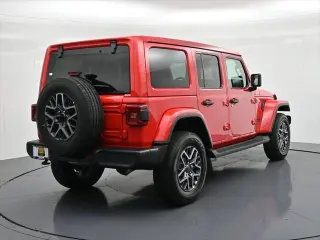 Jeep Wrangler 2026 4x4 Sahara 4p SUV