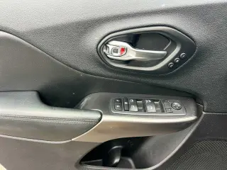 Jeep Cherokee 2020 Limited 4dr SUV