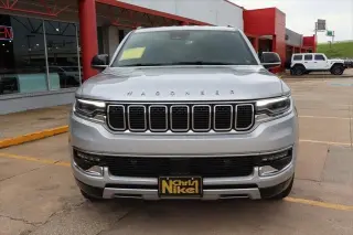 2023 Jeep Wagoneer L