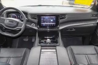 2023 Jeep Wagoneer L