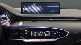 2025 Genesis GV70