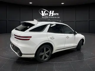 2025 Genesis GV70