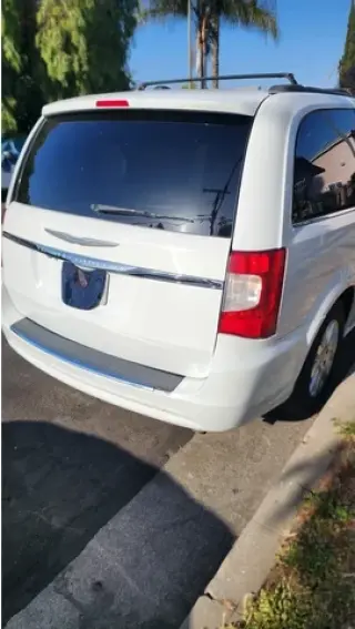 2016 town and country chysler