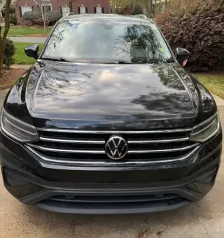 2022 Tiguan SE