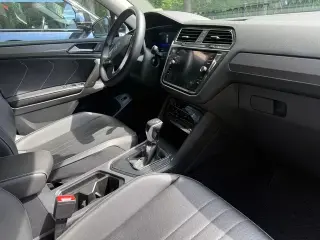 2022 Tiguan SE
