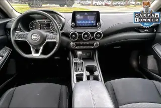Nissan Sentra 2024 SV Sedán 4 puertas