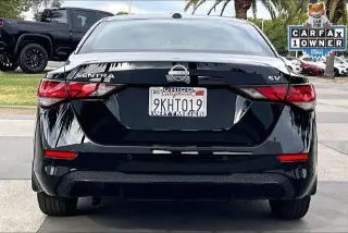 Nissan Sentra 2024 SV Sedán 4 puertas