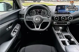 Nissan Sentra 2024 SV Sedán 4 puertas