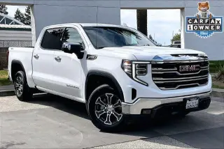 GMC Sierra 1500 2025 4x4 SLT 4 puertas Cabina Crew 5.8 pies de cama