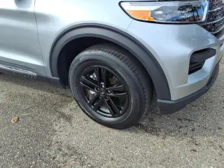 Ford Explorer 2024 AWD XLT 4dr SUV