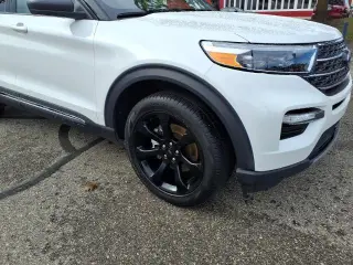 Ford Explorer 2024 AWD XLT 4dr SUV