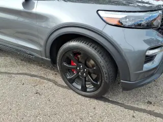 Ford Explorer 2024 AWD ST 4dr SUV