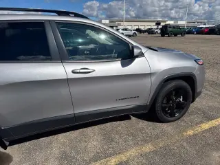 Jeep Cherokee 2016 4x4 Limited 4dr SUV