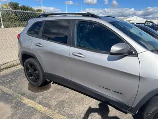 Jeep Cherokee 2016 4x4 Limited 4dr SUV