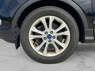 Ford Escape 2017 AWD SE SUV 4 puertas