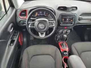 Jeep Renegade 2017 4x4 Trailhawk 4dr SUV