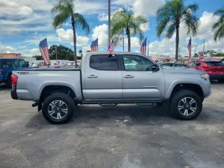 Toyota Tacoma 2016 4x2 SR5 V6 4dr Double Cab 5.0 ft SB