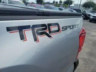 Toyota Tacoma 2016 4x2 SR5 V6 4dr Double Cab 5.0 ft SB