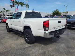 Toyota Tacoma 2023 4x2 TRD Off-Road 4dr Double Cab 5.0 ft SB