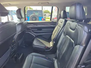 Jeep Grand Cherokee L 2022 4x4 Limited SUV de 4 puertas