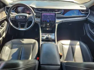 Jeep Grand Cherokee L 2022 4x4 Limited SUV de 4 puertas