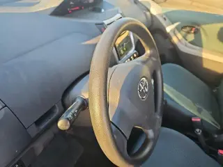 Toyota Yaris 2008 Base 2dr Hatchback 4A