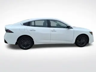 Nissan Sentra 2026 SV 4dr Sedán