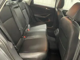 Volkswagen Jetta 2020 SEL 4dr Sedán ULEV