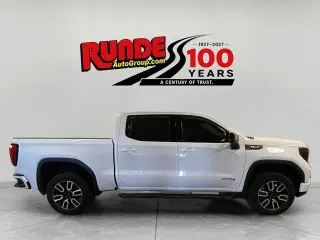 GMC Sierra 1500 2023 4x4 AT4 4dr Crew Cab 5.8 ft. SB