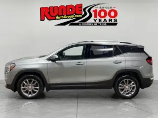 GMC Terrain 2024 AWD SLT SUV 4 puertas