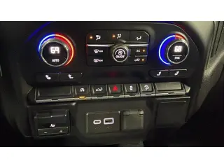 Chevrolet Silverado 1500 2020 4x4 RST 4dr Crew Cab 5.8 ft. SB