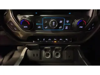 Chevrolet Silverado 1500 2018 4x4 High Country 4dr Crew Cab 5.8 ft. SB