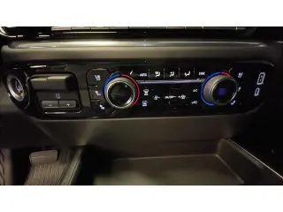 Chevrolet Silverado 1500 2023 4x4 LTZ 4dr Crew Cab 5.8 ft. SB