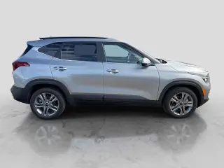 Kia Seltos 2023 AWD S 4dr SUV