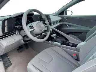 Hyundai ELANTRA Híbrido 2026 Azul Sedán de 4 puertas