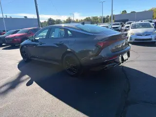 Sedán Kia K5 2026 LXS 4dr
