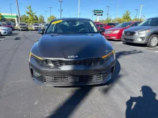 Sedán Kia K5 2026 LXS 4dr