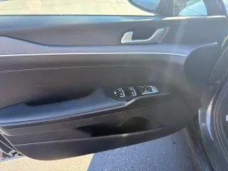 Sedán Kia K5 2026 LXS 4dr