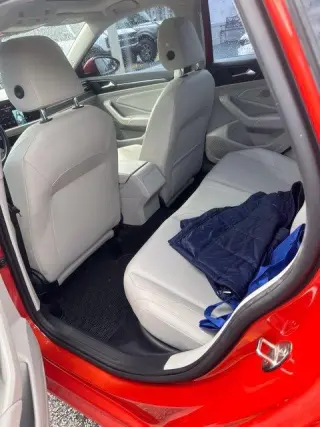 Volkswagen Jetta 2019 SEL 4dr Sedán