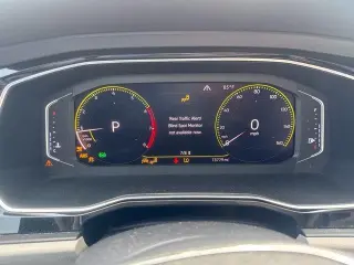 Volkswagen Jetta 2019 SEL 4dr Sedán