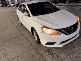 Nissan Sentra 2019 S Sedán 4 puertas 6M