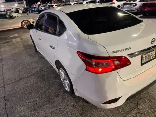 Nissan Sentra 2019 S Sedán 4 puertas 6M