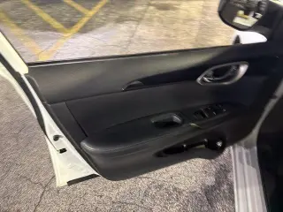 Nissan Sentra 2019 S Sedán 4 puertas 6M