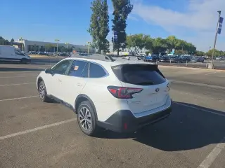 Subaru Outback 2021 AWD Premium 4dr Crossover