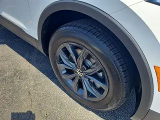 Volkswagen Tiguan 2024 AWD Wolfsburg Edition 4Motion SUV de 4 puertas