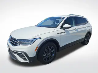 Volkswagen Tiguan 2024 AWD Wolfsburg Edition 4Motion SUV de 4 puertas