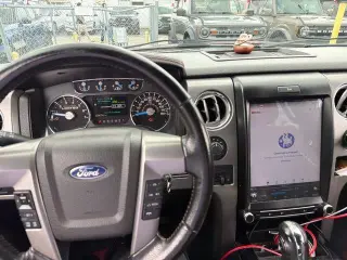 Ford F-150 2013 4x4 Limited 4dr SuperCrew Styleside 5.5 ft. SB